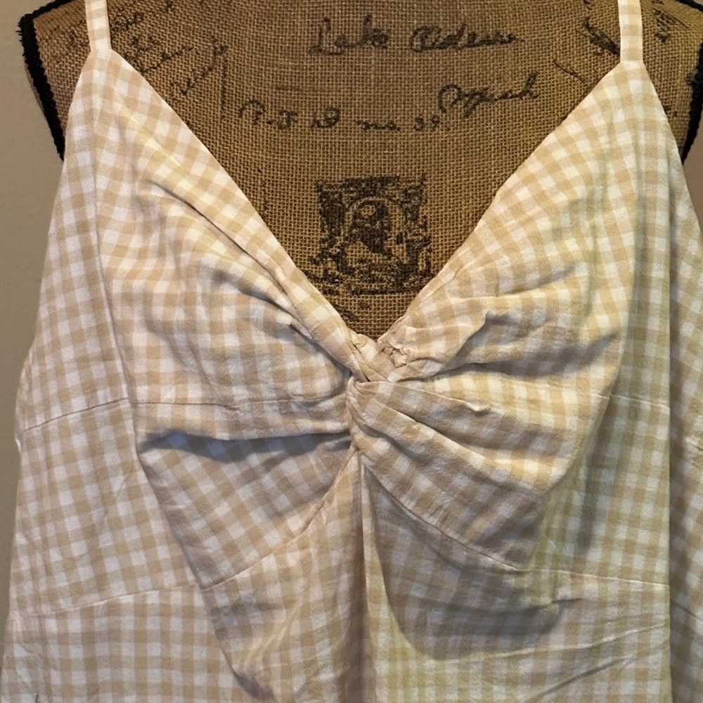 LAST ONE! Cute plus tank top-New without tag! - Picture 2 of 4